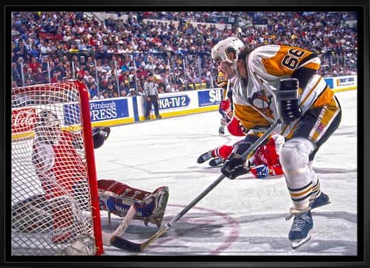 Mario Lemieux 20" x 29" Canvas Framed Penguins vs Capitals-H 31.5" x 22.5"